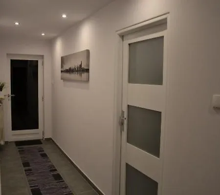 Pokoje Kalisz Rum i privatbostad Kaliszki